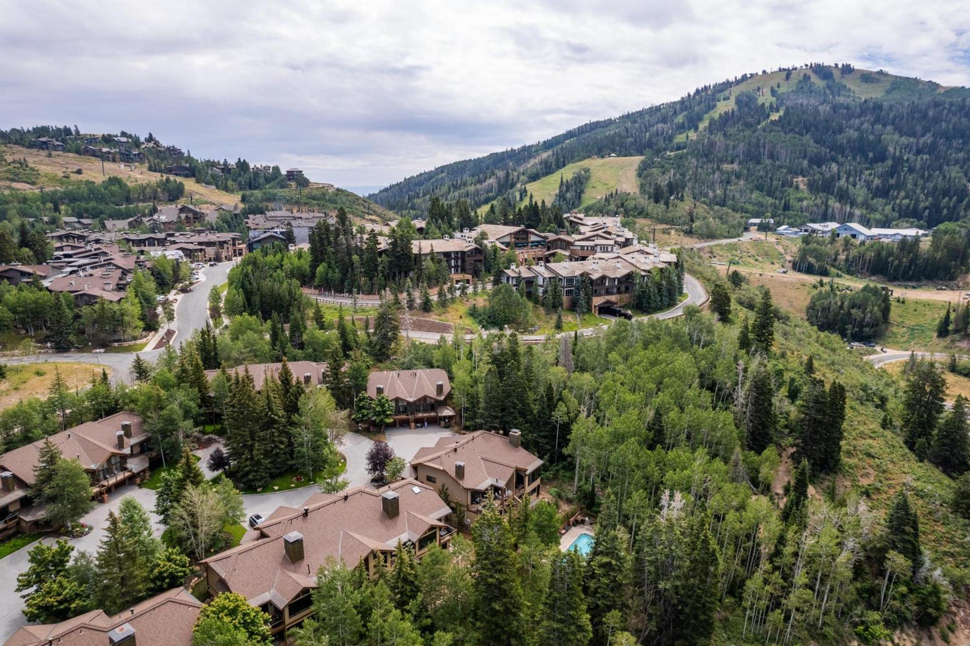 Deer Valley Little Belle Ultimate Ski Getaway, Sleeps 14, Luxury Design, Private Hot Tub, Парк Сити Екстериор снимка