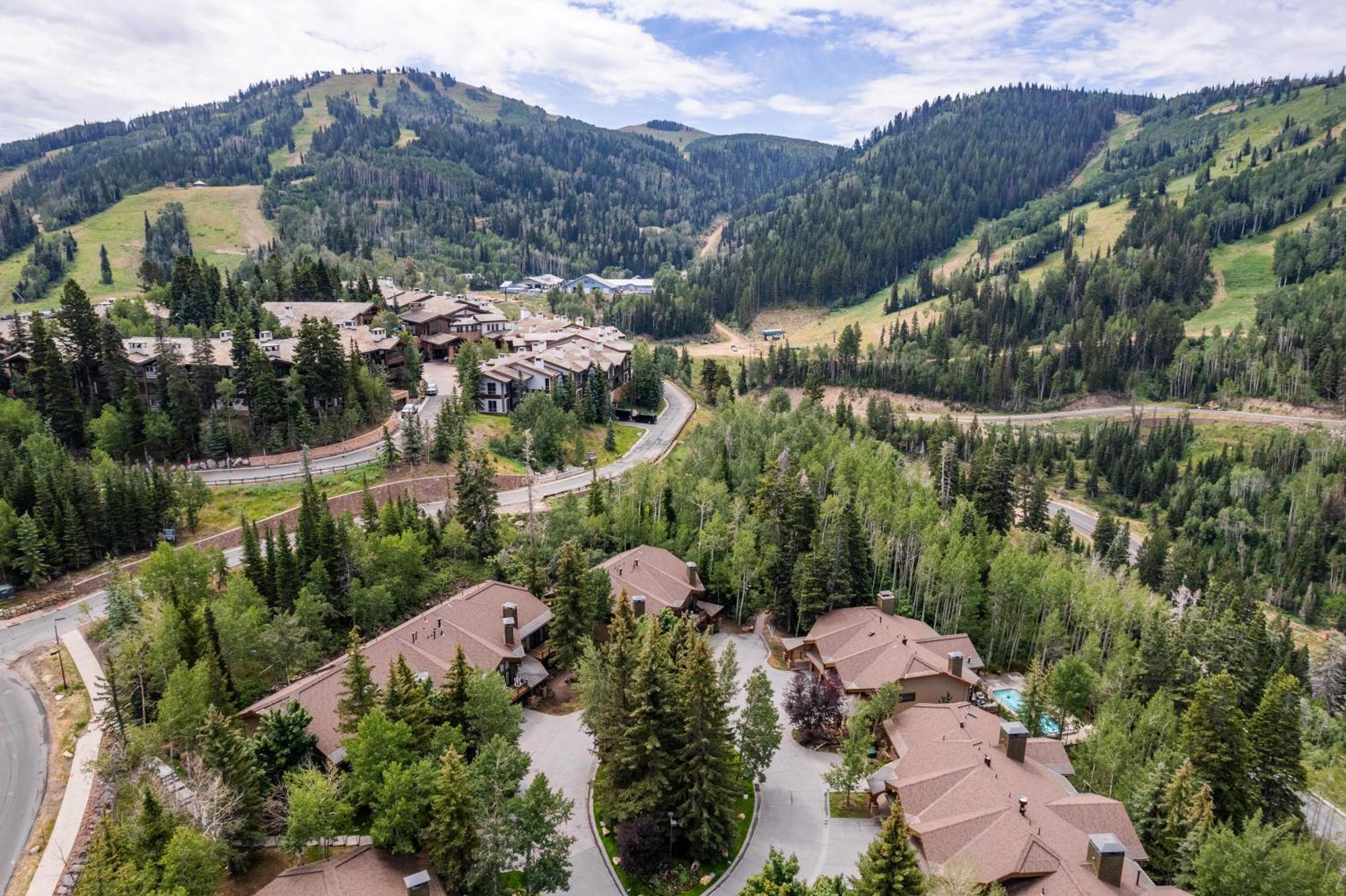 Deer Valley Little Belle Ultimate Ski Getaway, Sleeps 14, Luxury Design, Private Hot Tub, Парк Сити Екстериор снимка