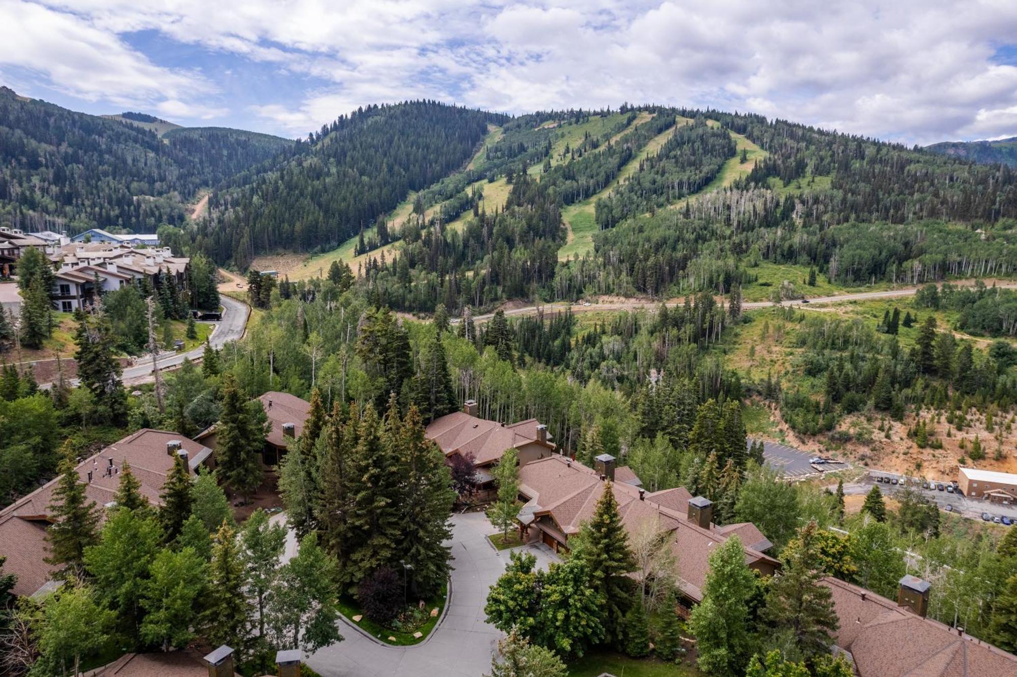 Deer Valley Little Belle Ultimate Ski Getaway, Sleeps 14, Luxury Design, Private Hot Tub, Парк Сити Екстериор снимка